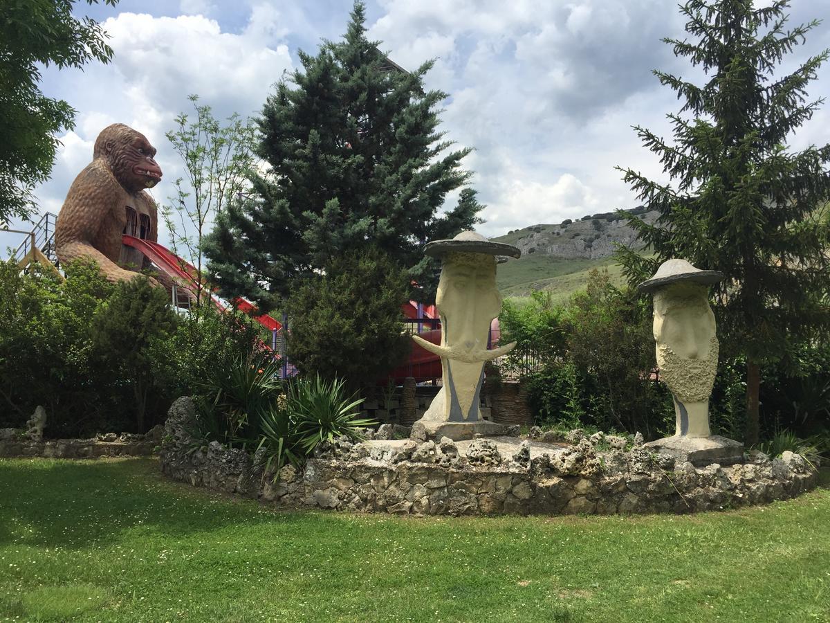 Picon Del Conde Otel Monasterio de Rodilla Dış mekan fotoğraf